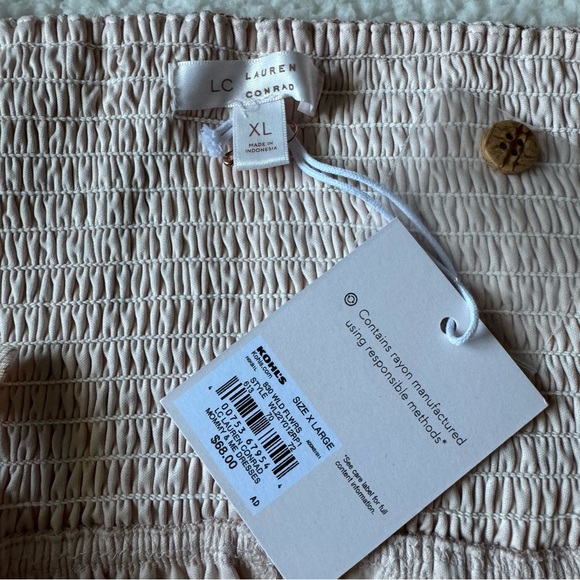 Brand  new  with tag  Lauren Conrad woman dress - Picture 7 of 8